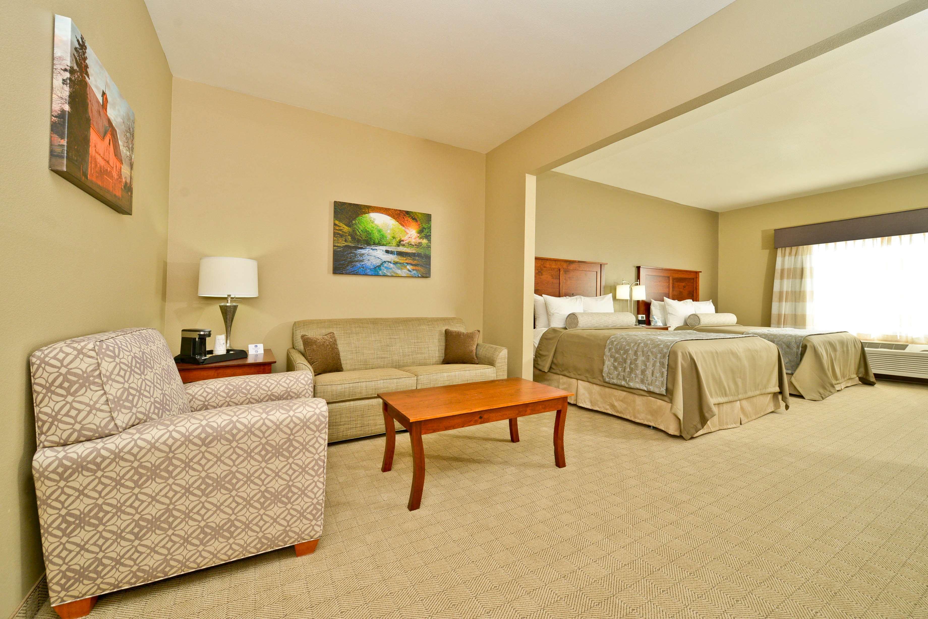 Best Western Plus Green Mill Village Hotel & Suites Arcola Kültér fotó
