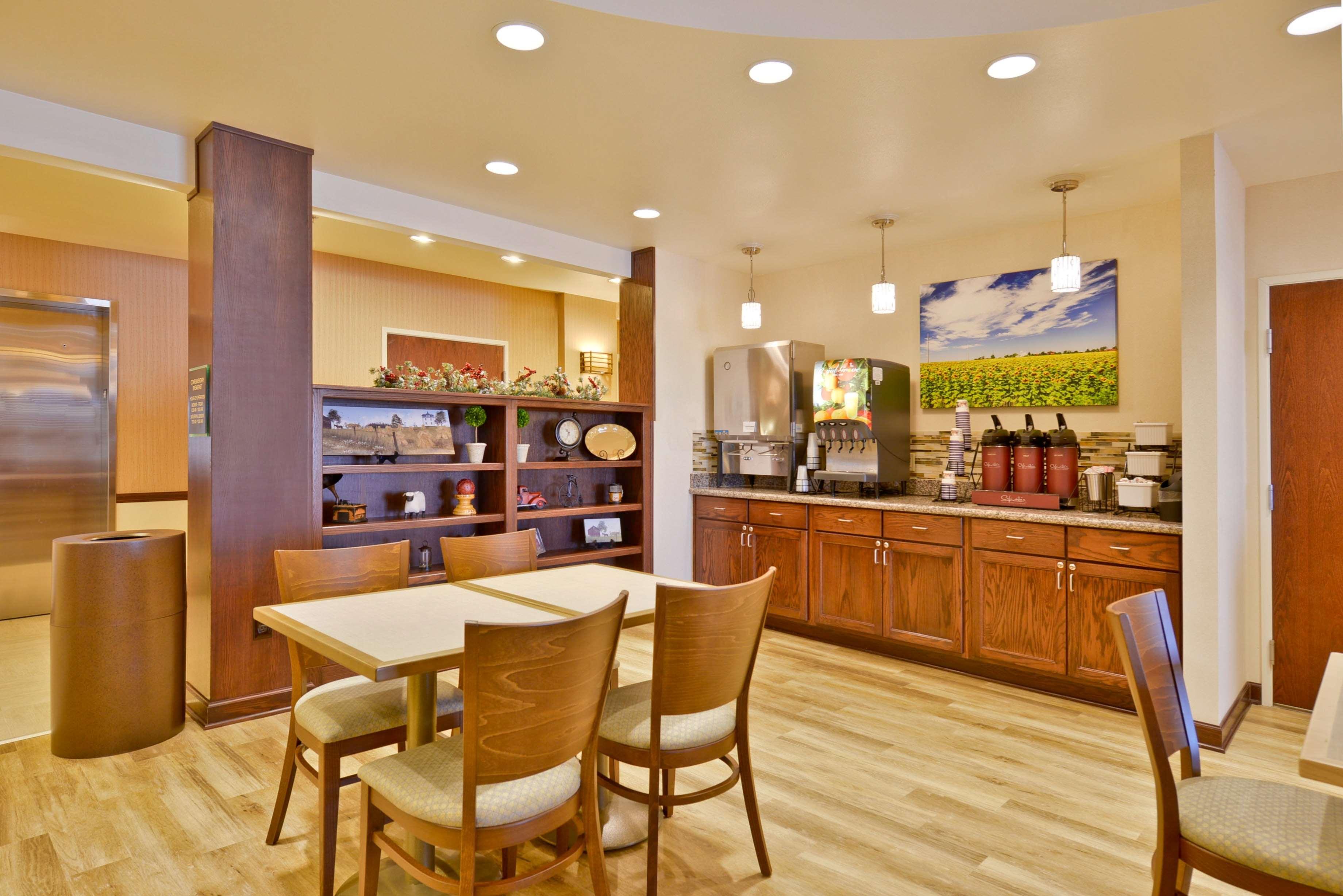 Best Western Plus Green Mill Village Hotel & Suites Arcola Kültér fotó