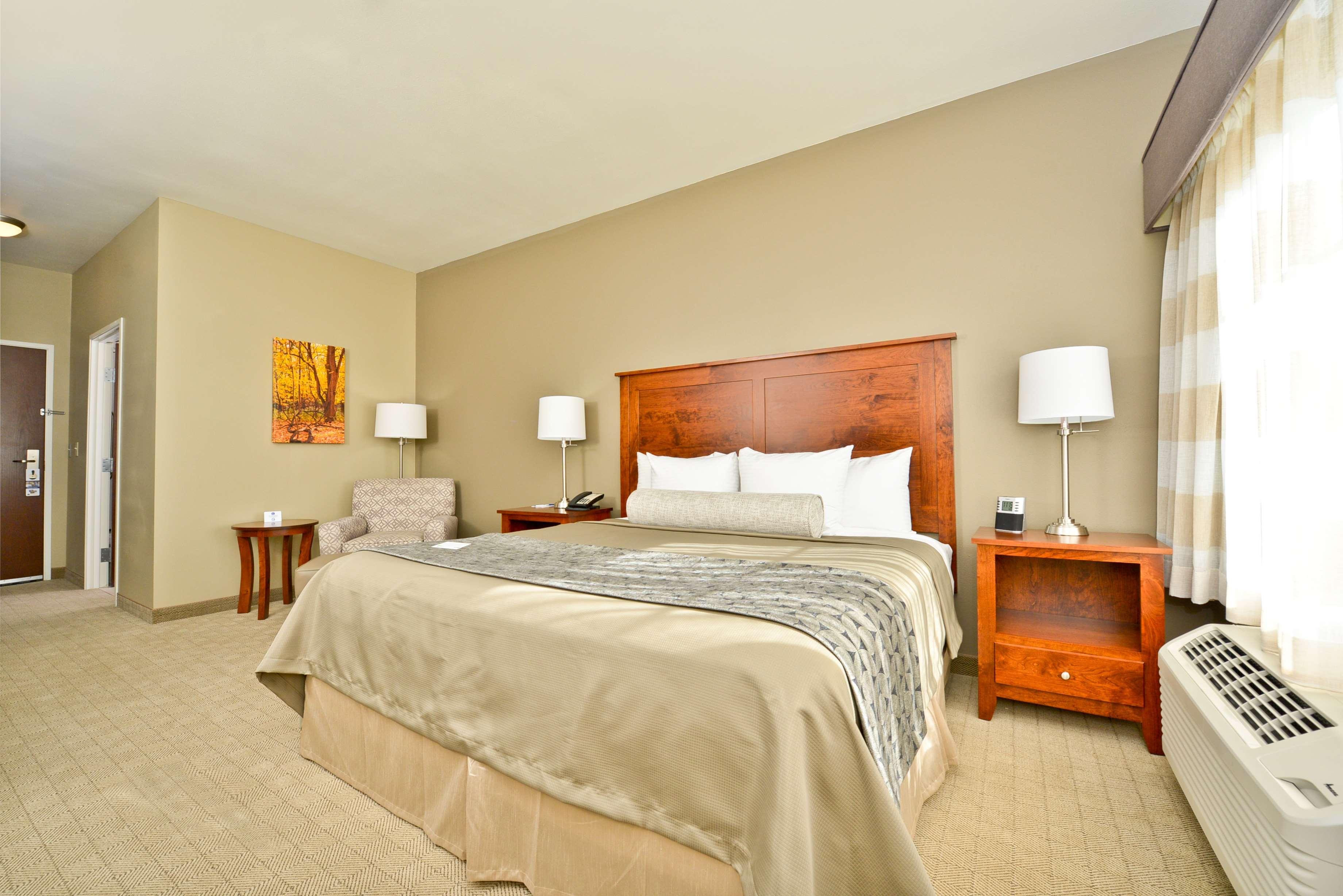 Best Western Plus Green Mill Village Hotel & Suites Arcola Kültér fotó