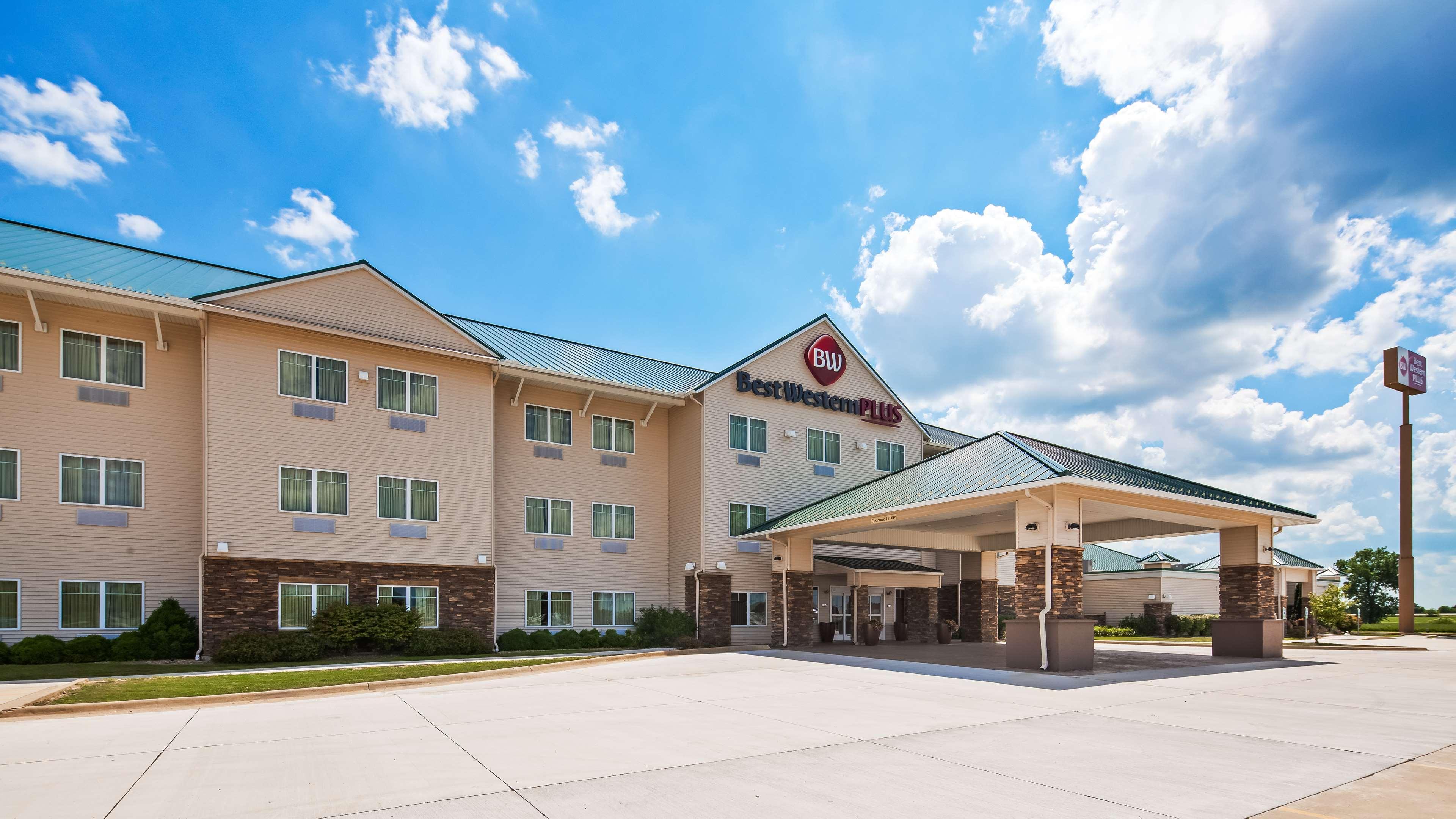 Best Western Plus Green Mill Village Hotel & Suites Arcola Kültér fotó